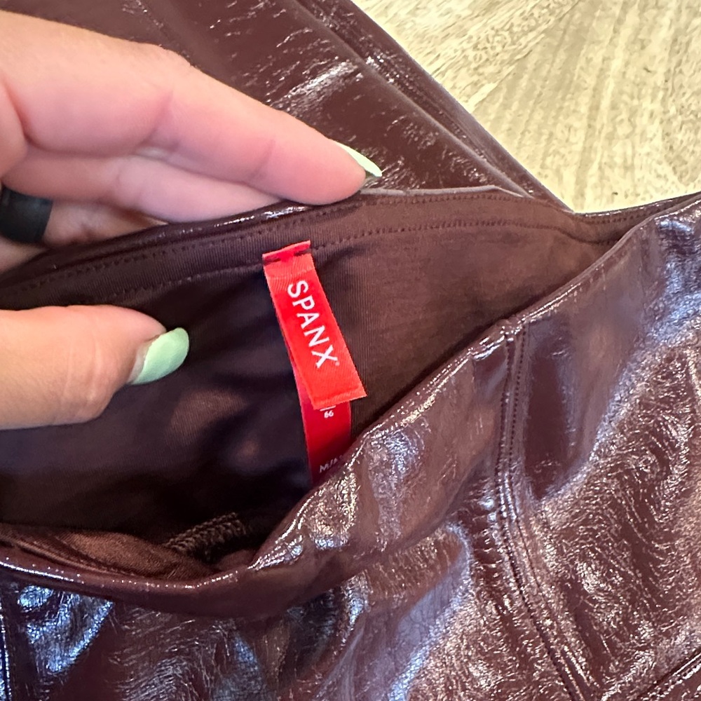 SPANX Shiny Burgundy Faux Leather Leggings - Picture 9 of 17